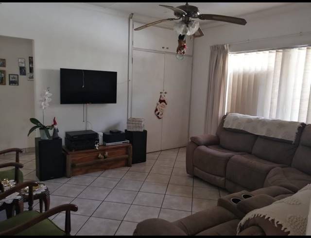 3 BEDROOM HOUSE FOR SALE IN VANDERBIJLPARK CW 6